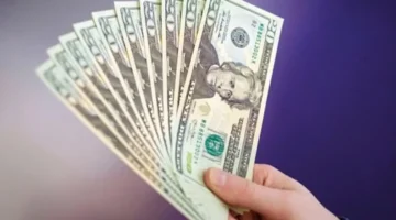 تراجع مفاجئ يضرب سعر الصرف داخل السوق السوداء خلال الساعات الأخيرة وسط ترقب محلي واسع.